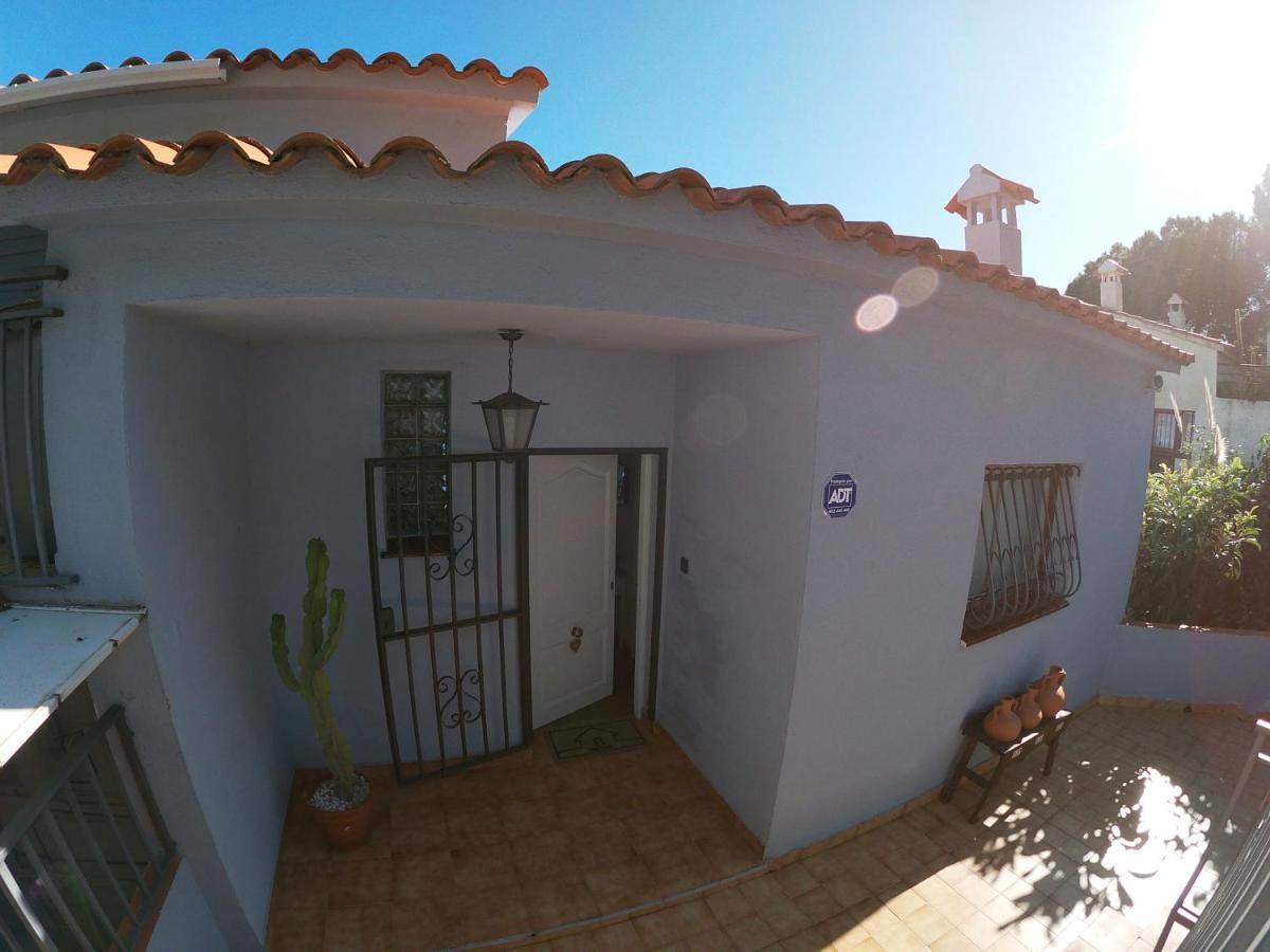Seahomes Vacations, La Casa Blue Mediterranean Lifestyle ブラナス エクステリア 写真