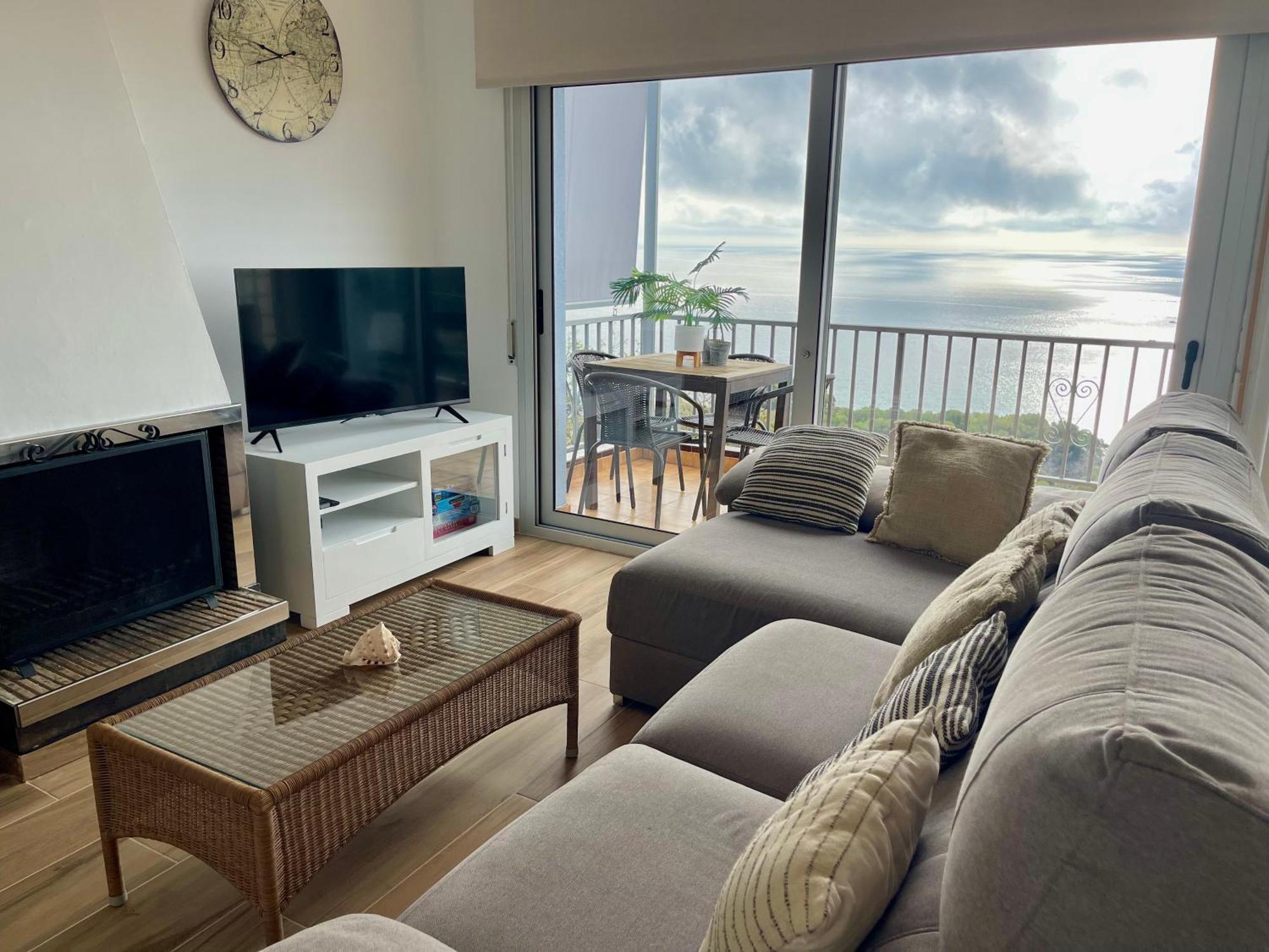 Seahomes Vacations, La Casa Blue Mediterranean Lifestyle ブラナス エクステリア 写真