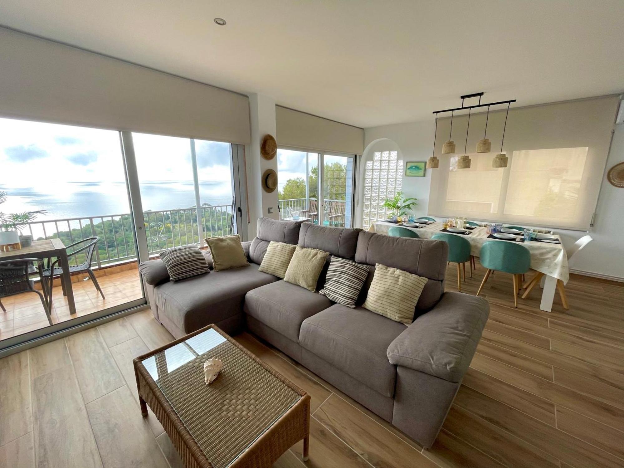 Seahomes Vacations, La Casa Blue Mediterranean Lifestyle ブラナス エクステリア 写真