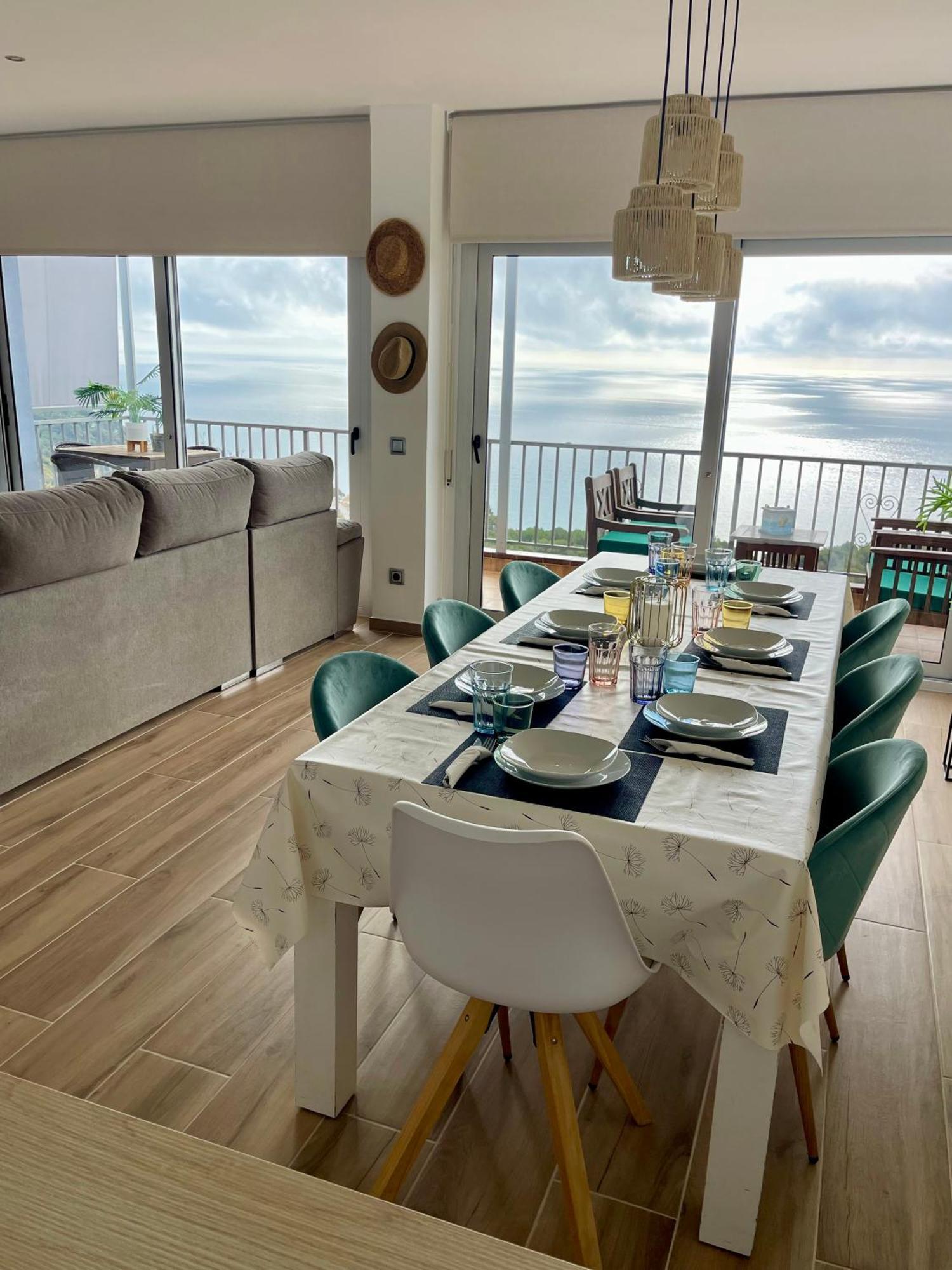 Seahomes Vacations, La Casa Blue Mediterranean Lifestyle ブラナス エクステリア 写真