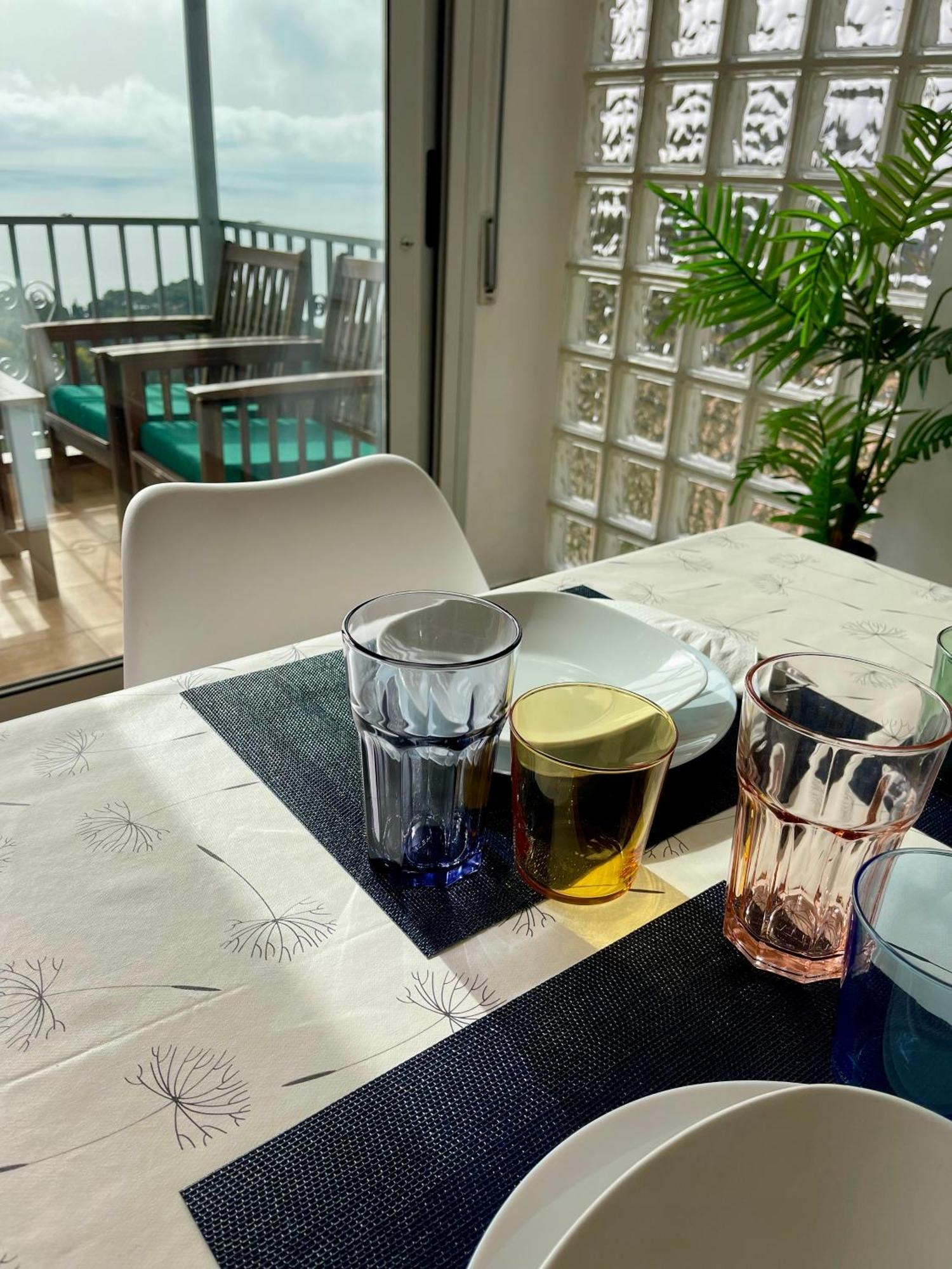 Seahomes Vacations, La Casa Blue Mediterranean Lifestyle ブラナス エクステリア 写真