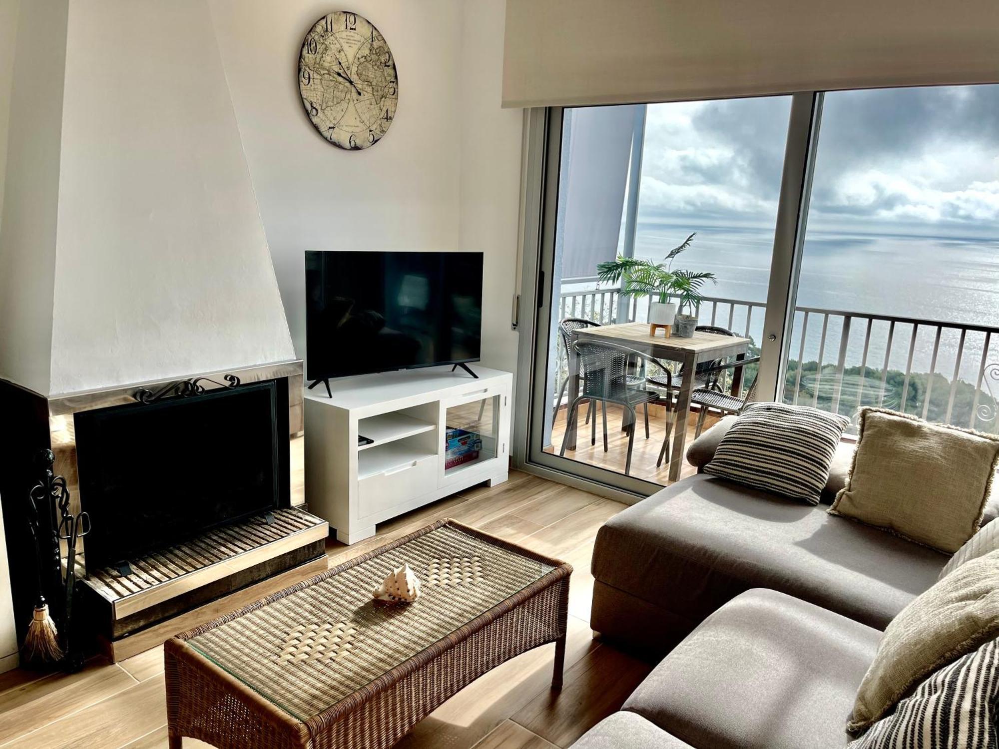 Seahomes Vacations, La Casa Blue Mediterranean Lifestyle ブラナス エクステリア 写真