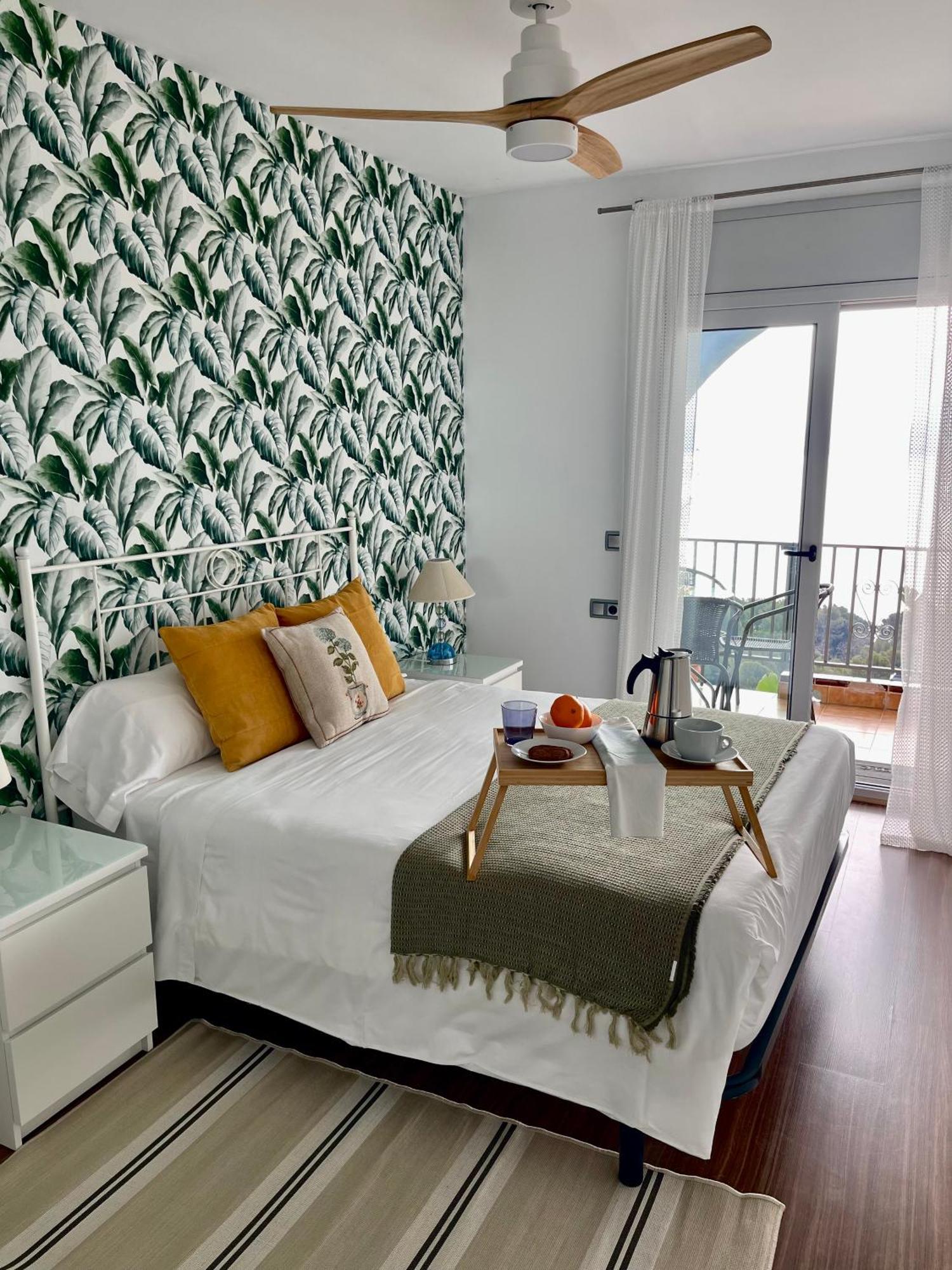 Seahomes Vacations, La Casa Blue Mediterranean Lifestyle ブラナス エクステリア 写真